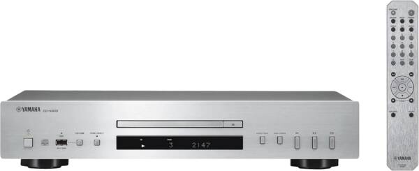 Yamaha CD-S303 silber Gerät von vorne mit Fernbedienung